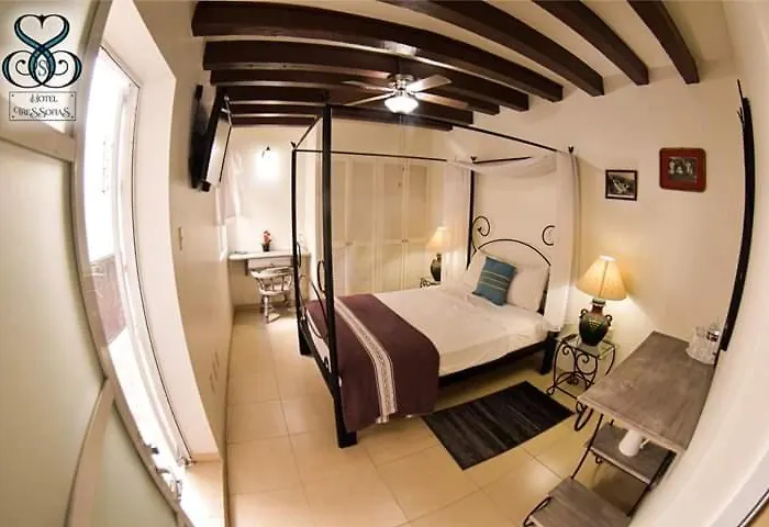 Hotel Tres Sofias