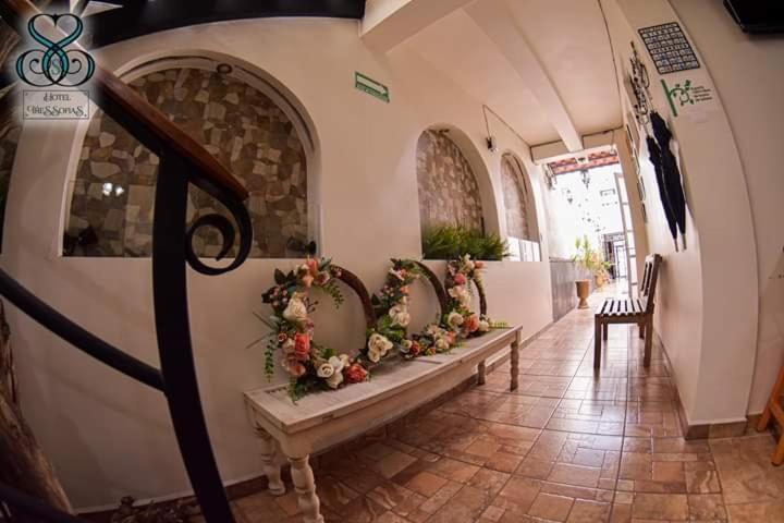 Tres Sofias