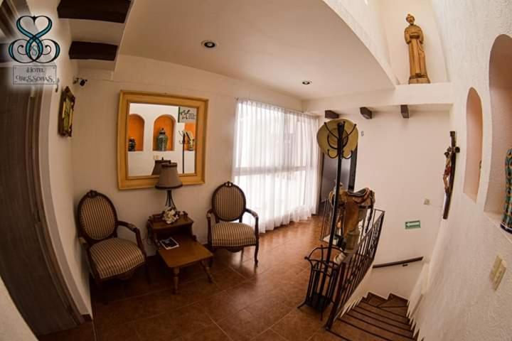 Hotel Tres Sofias